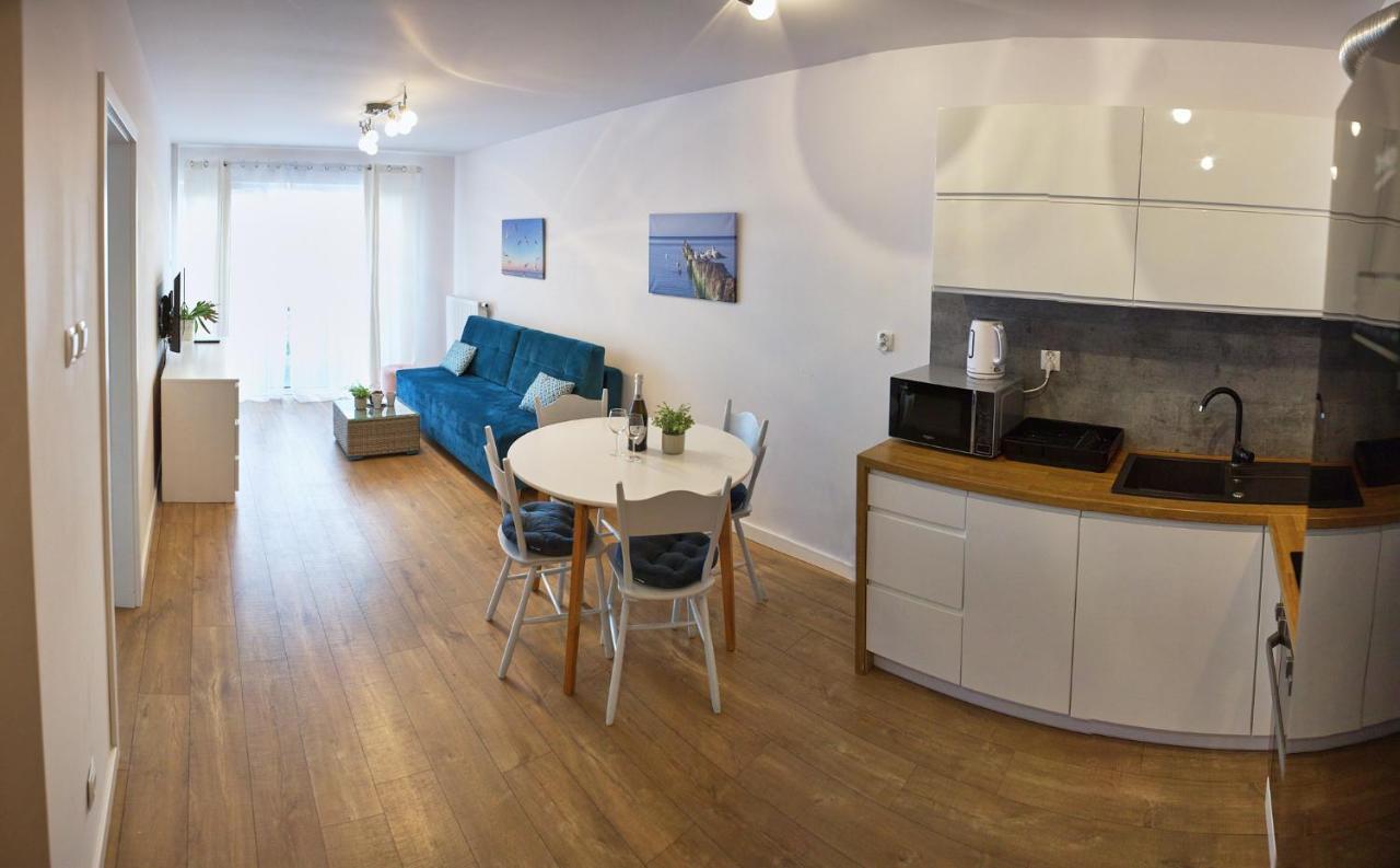 Apartamentyprzymorzu Baltycki Z Miejscem Postojowym I Ogrodkiem Kolobrzeg Bagian luar foto