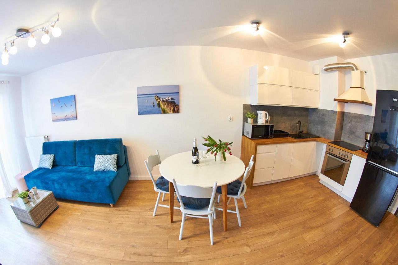 Apartamentyprzymorzu Baltycki Z Miejscem Postojowym I Ogrodkiem Kolobrzeg Bagian luar foto